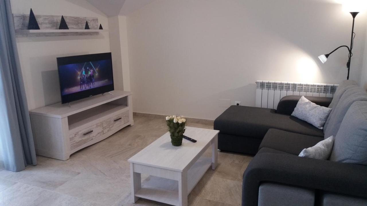 Apartamentos La Pradera De Isla Plana エクステリア 写真