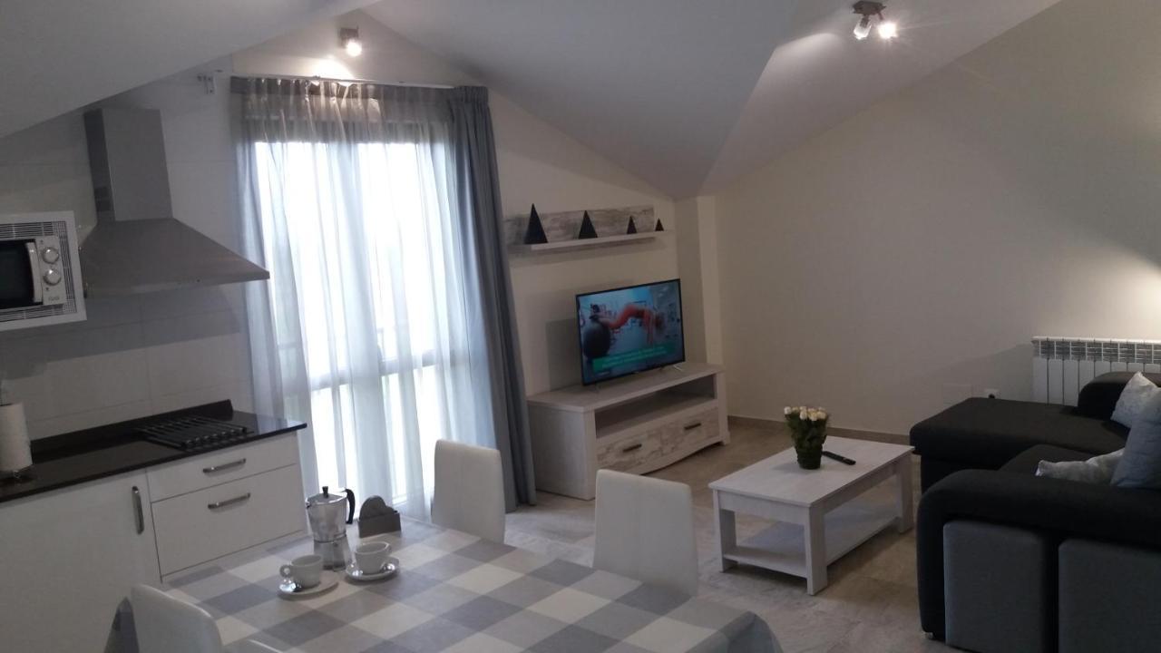 Apartamentos La Pradera De Isla Plana エクステリア 写真