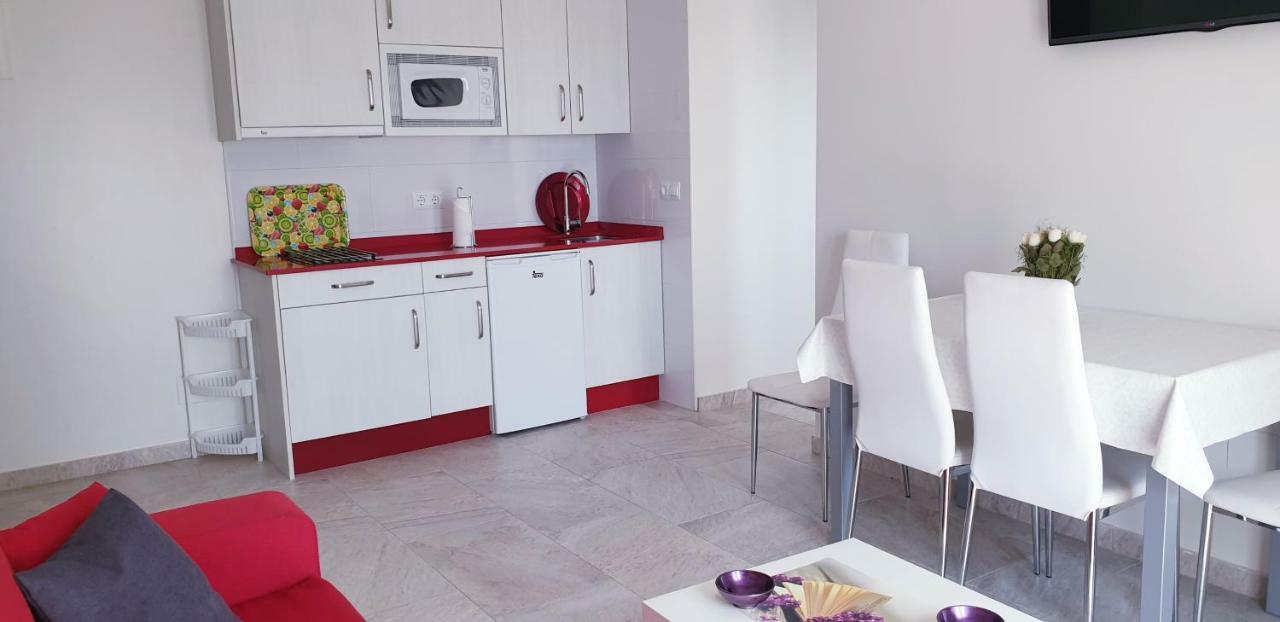 Apartamentos La Pradera De Isla Plana エクステリア 写真