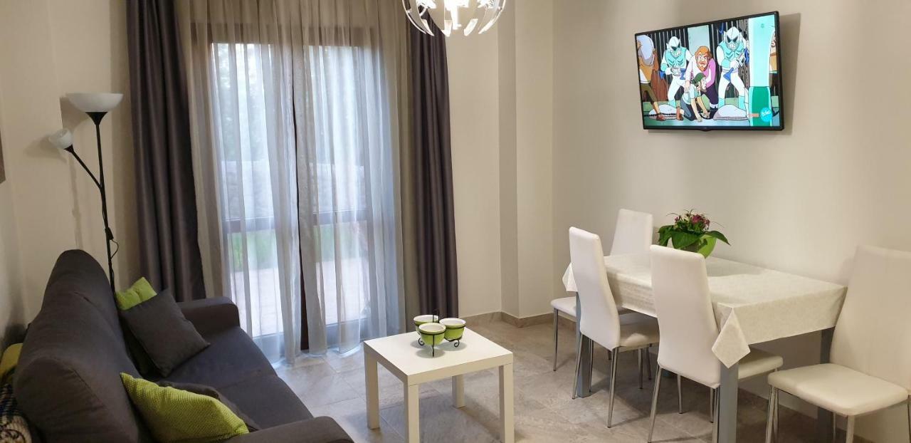 Apartamentos La Pradera De Isla Plana エクステリア 写真